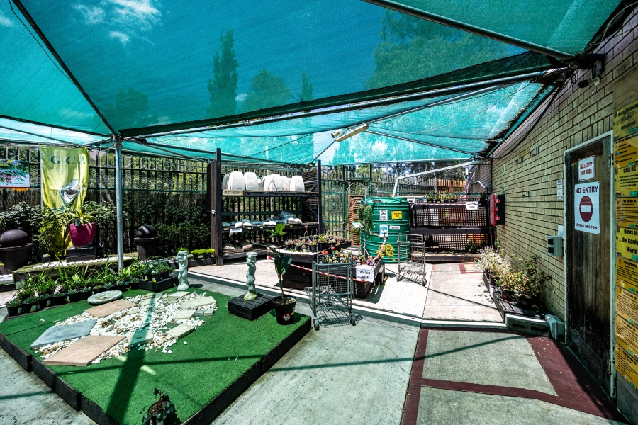 To Let commercial Property for Rent in Komani Park Eastern Cape